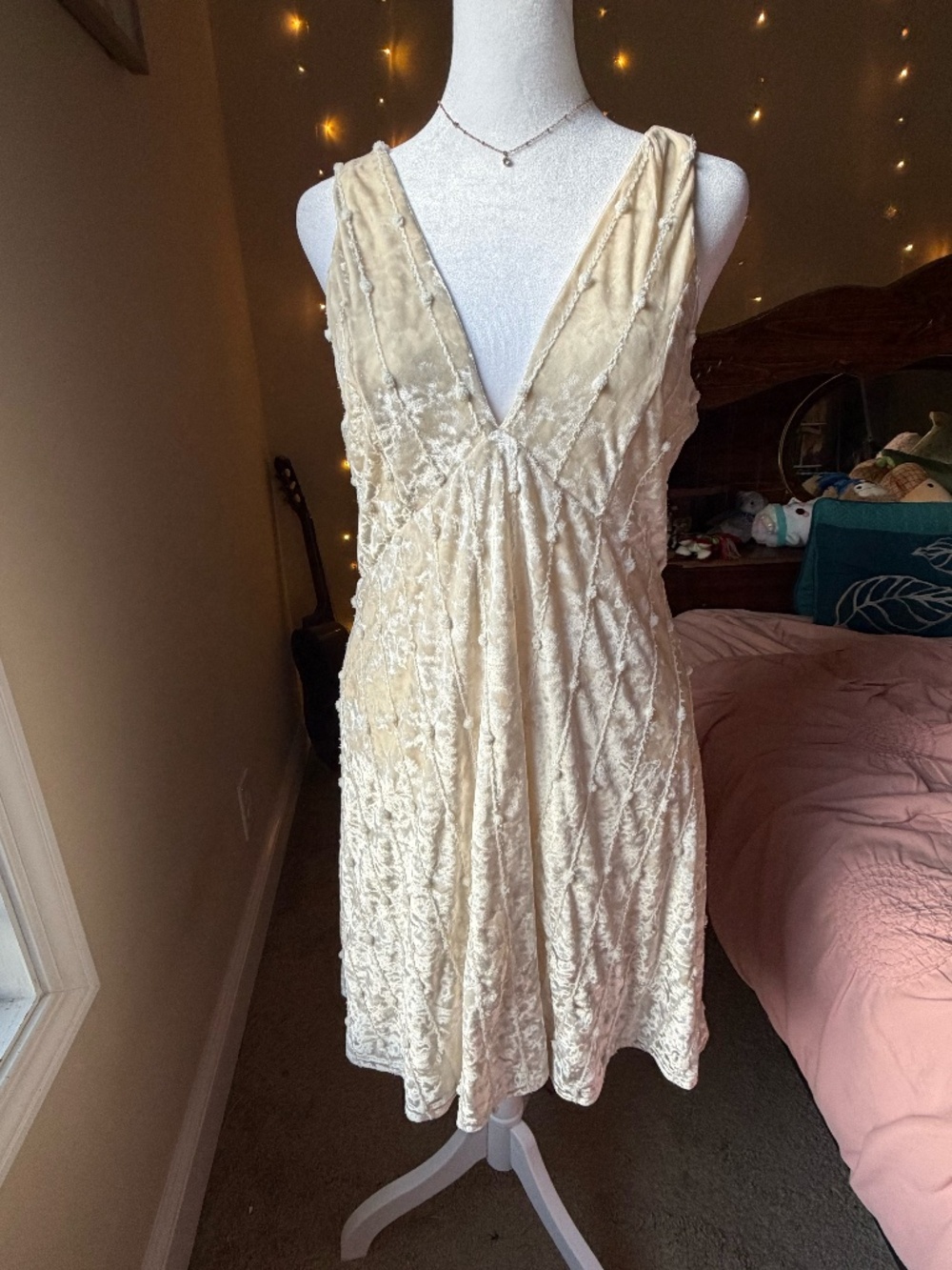 Beautiful cream/champagne mini dress from GB